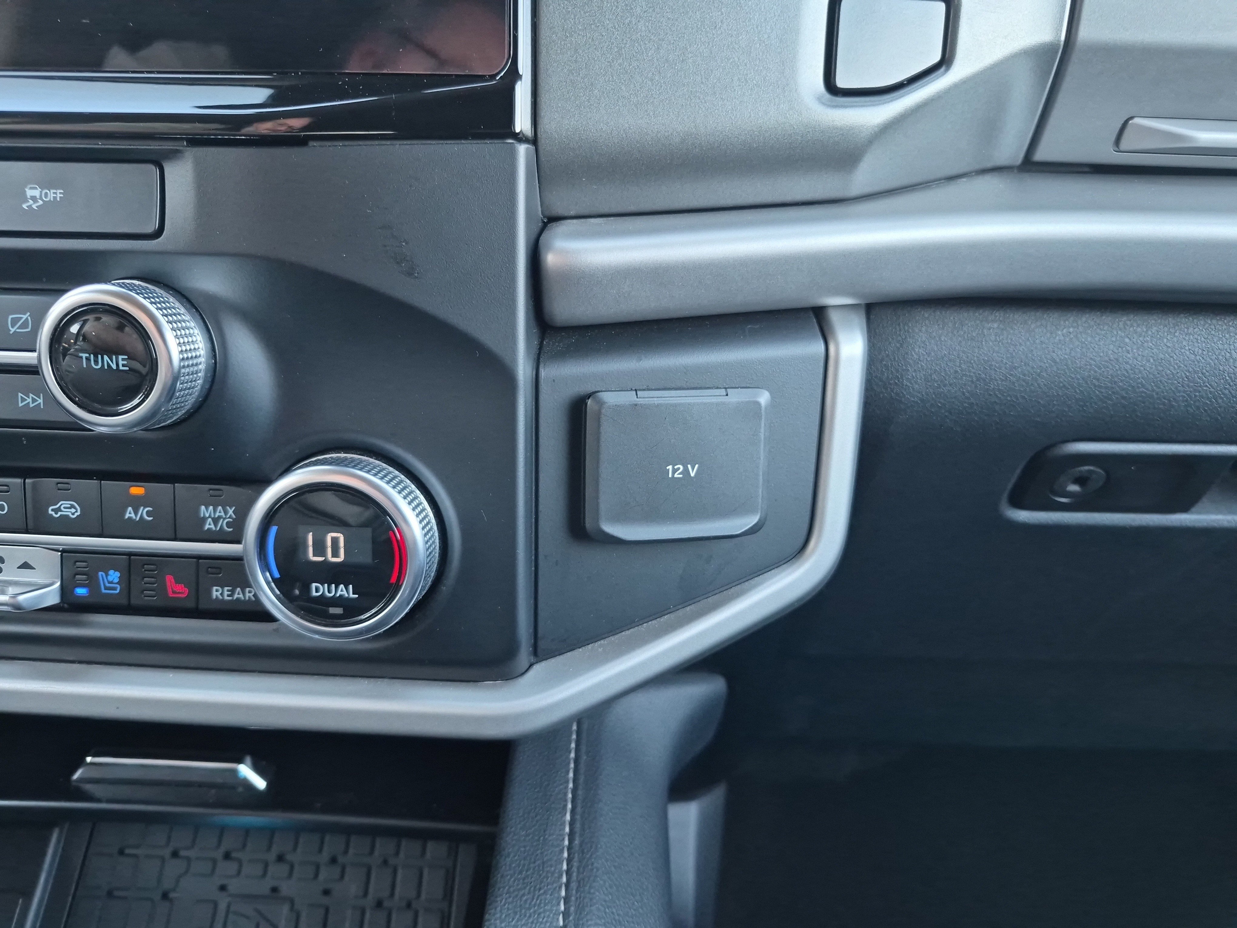 Certified 2024 Ford Expedition XLT image 31