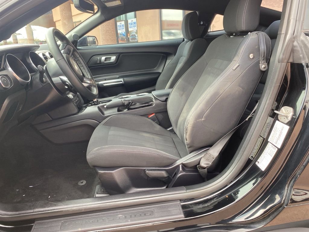 Certified 2019 Ford Mustang Coupe image 17