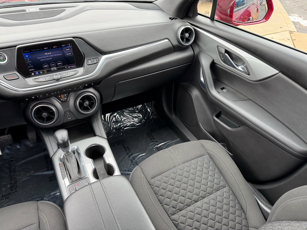Used 2019 Chevrolet Blazer LT image 23