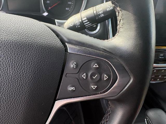 Used 2023 Chevrolet Traverse LT image 12