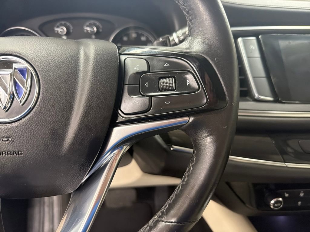 Used 2023 Buick Enclave Essence image 21