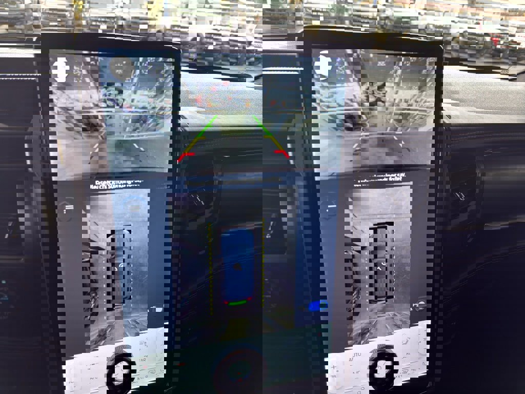 Certified 2023 Ford Expedition Max Platinum image 29