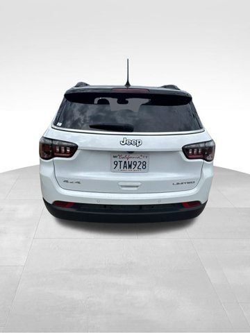 Used 2025 Jeep Compass Limited AWD/4WD image 4