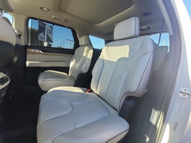Used 2021 Hyundai Palisade Limited image 8