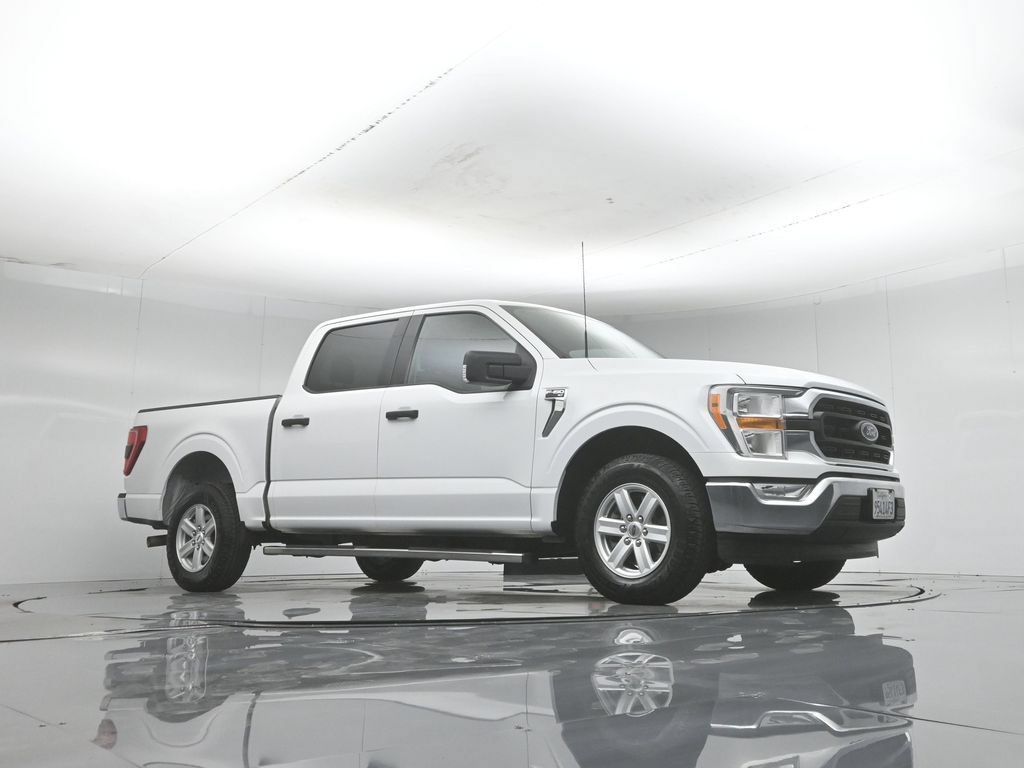 Certified 2021 Ford F150 XLT w/ Equipment Group 301A Mid RWD image 4