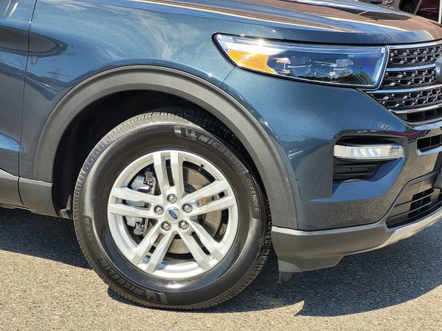 Certified 2022 Ford Explorer XLT w/ Equipment Group 202A RWD image 6