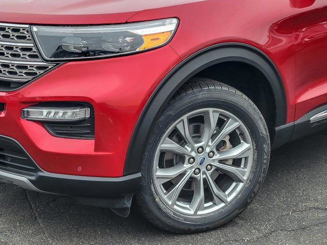 Certified 2024 Ford Explorer Limited AWD/4WD image 4