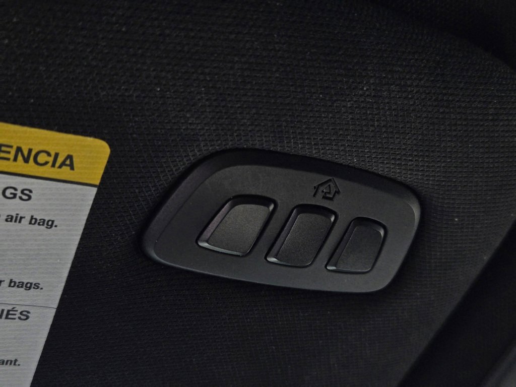 Certified 2022 Ford Explorer ST w/ ST Street Pack image 35