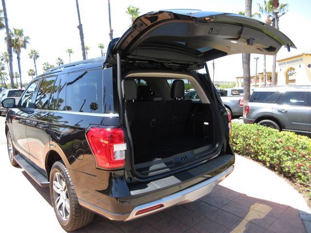 Certified 2024 Ford Expedition XLT RWD image 6