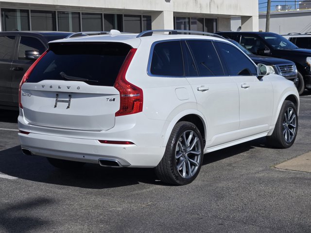 Used 2017 Volvo XC90 T6 Momentum w/ Vision Package image 3
