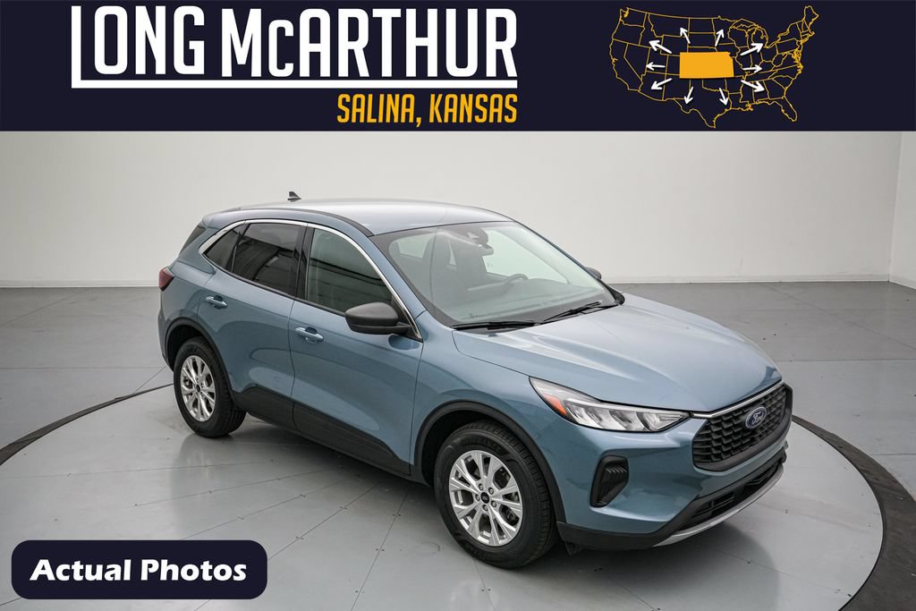 Certified 2023 Ford Escape Active w/ Tech Pack #1 AWD/4WD image 1