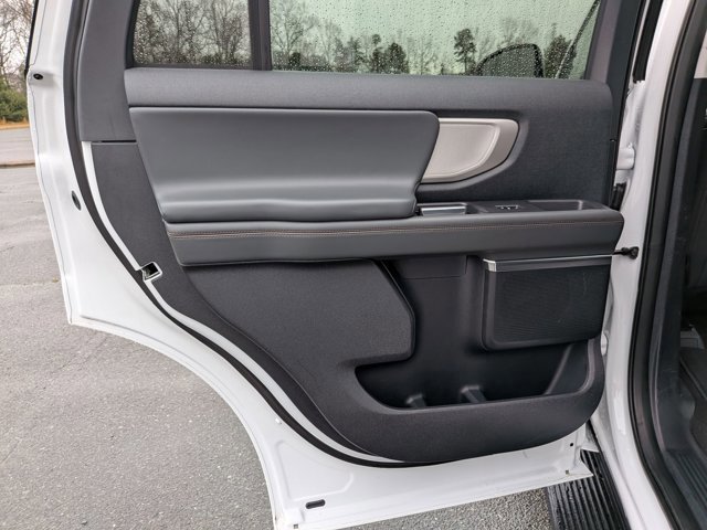 Certified 2025 Ford Expedition Active image 26