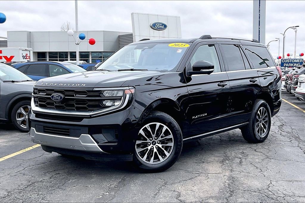 Certified 2025 Ford Expedition Platinum AWD/4WD image 10