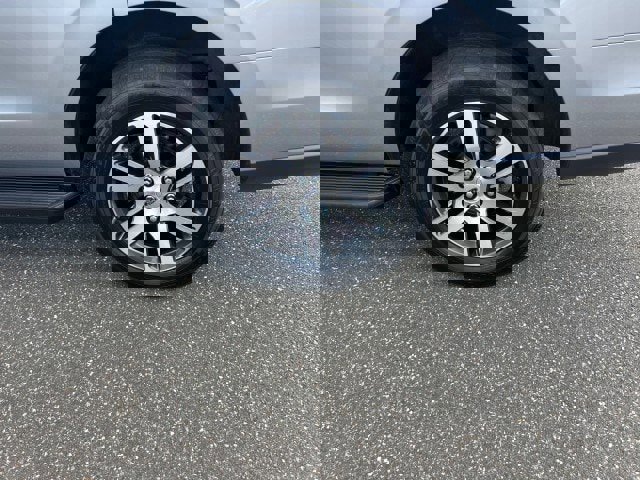 Certified 2024 Ford Expedition Limited image 31