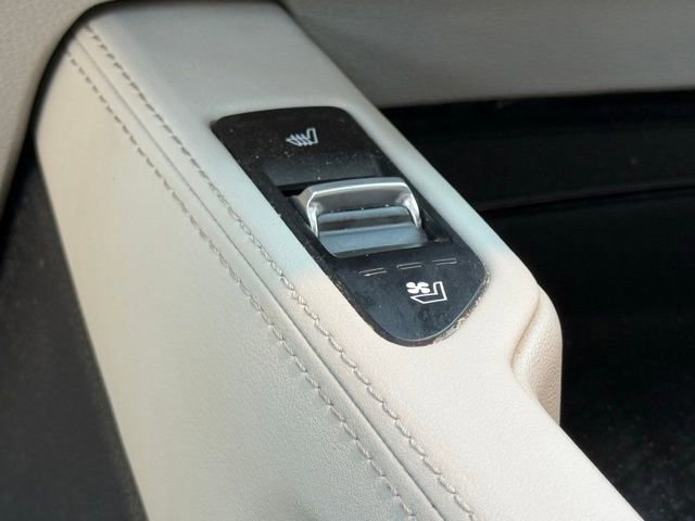 Used 2021 Kia Telluride SX w/ SX Prestige Package image 19