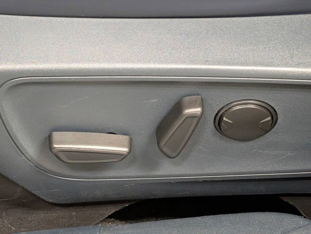Certified 2022 Ford Maverick Lariat FWD image 11