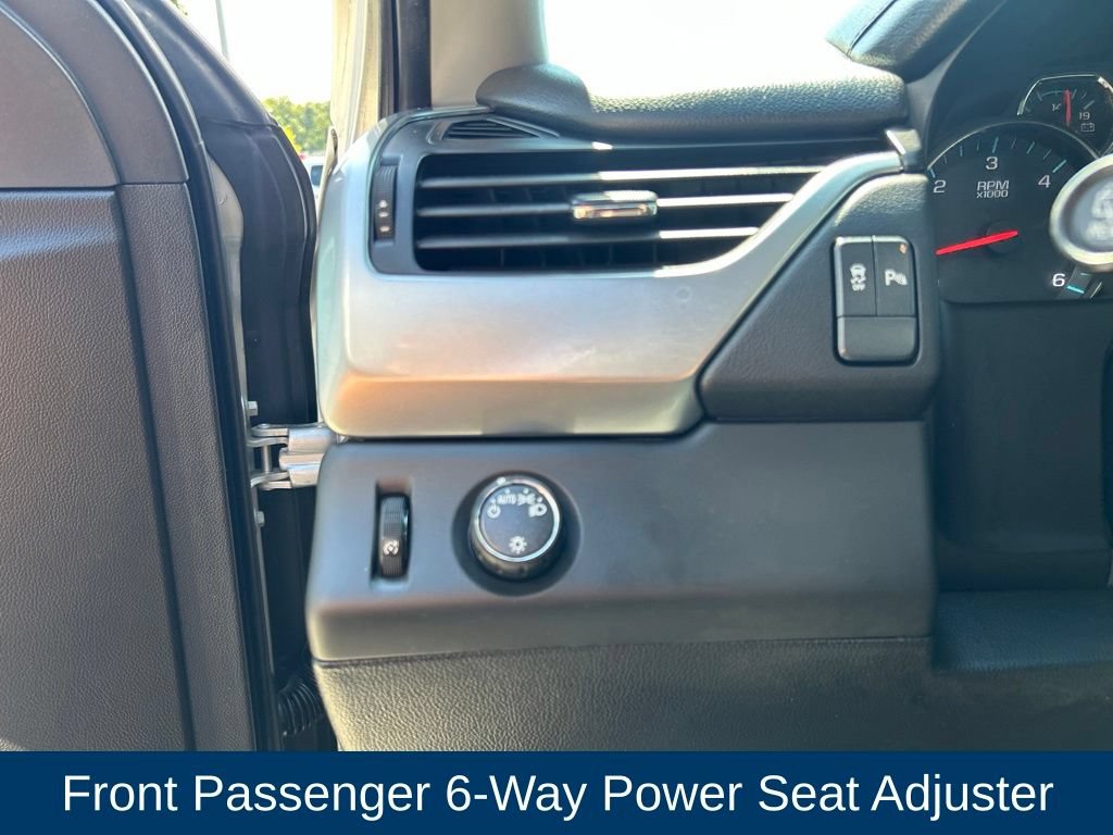 Used 2019 Chevrolet Tahoe LS RWD image 17