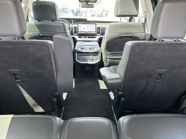 Certified 2025 Ford Expedition Active AWD/4WD image 12