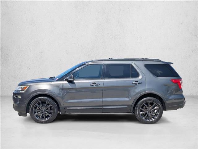 Certified 2018 Ford Explorer XLT w/ Equipment Group 202A FWD image 9