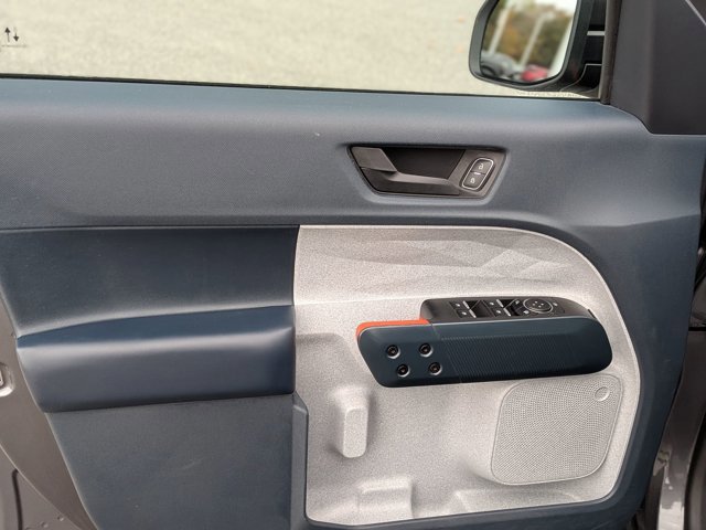 Certified 2023 Ford Maverick XLT image 13