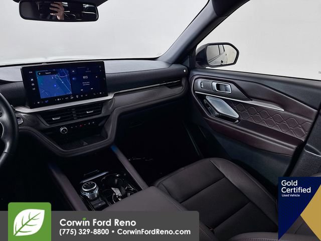 Certified 2025 Ford Explorer Platinum w/ LUX Leather Package image 29