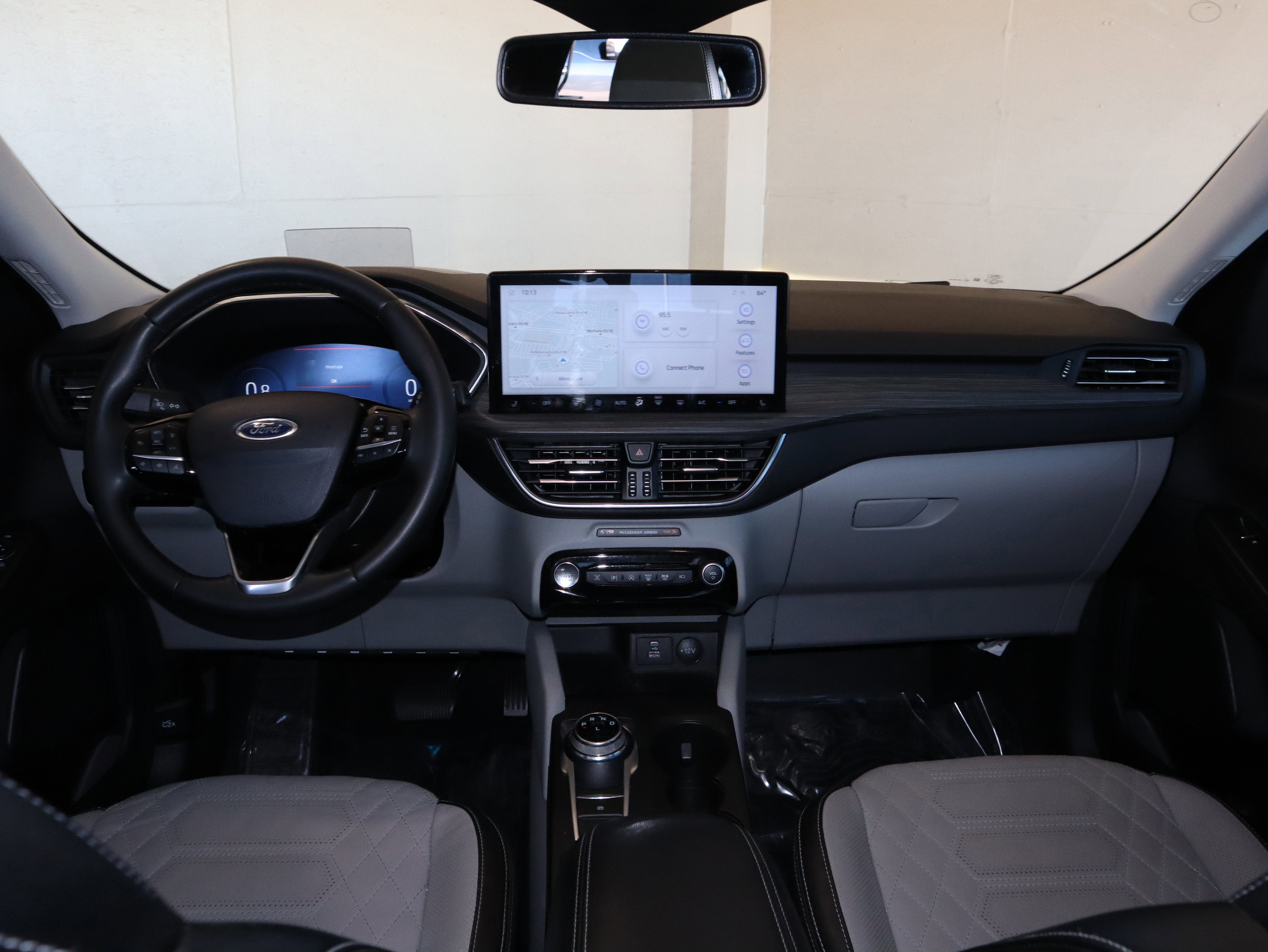 Certified 2023 Ford Escape Platinum w/ Premium Technology Package AWD/4WD image 25