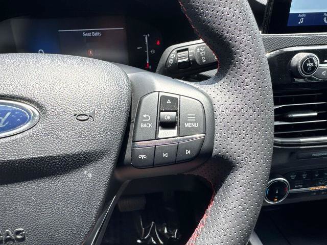 Certified 2025 Ford Escape ST-Line FWD image 23