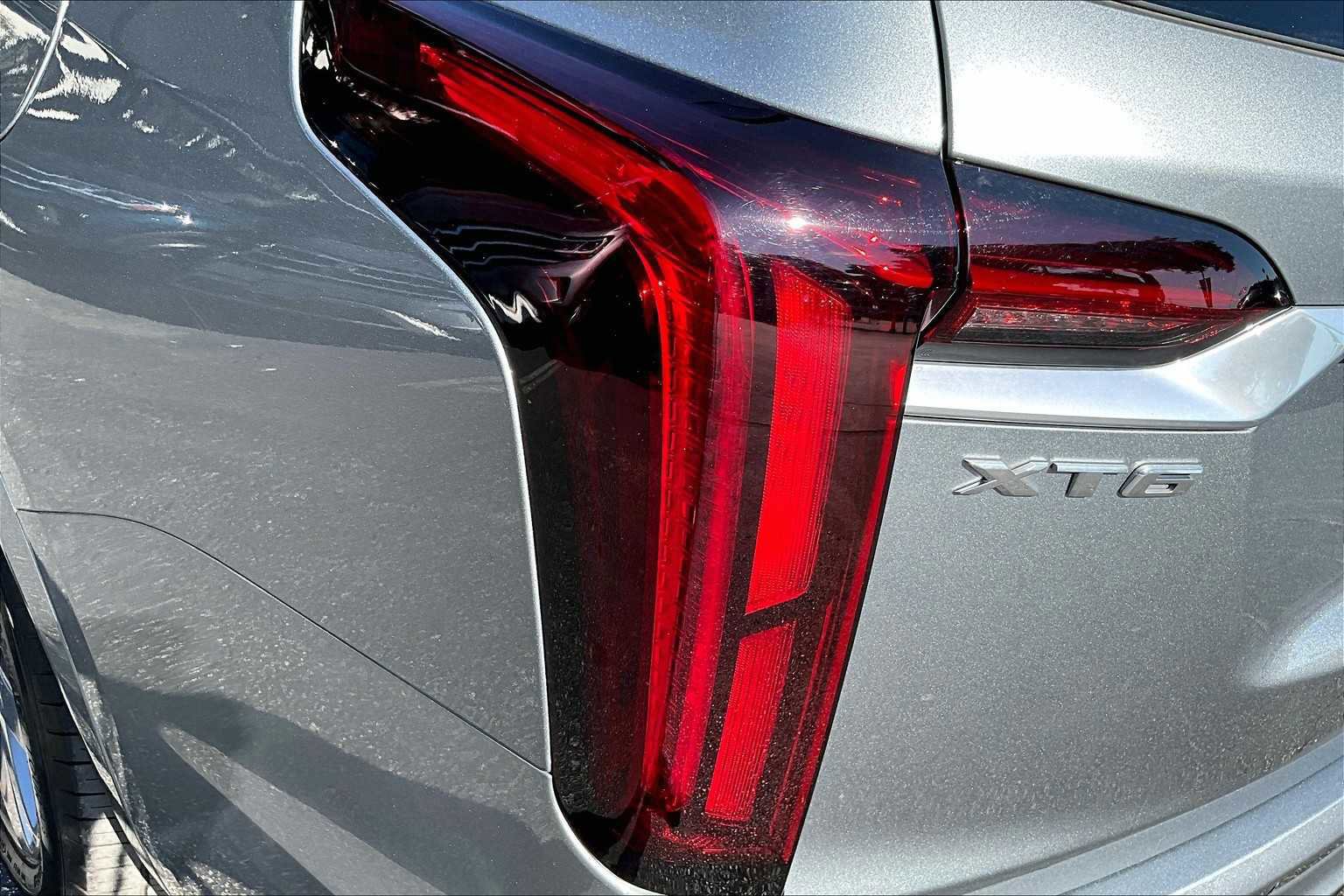 Used 2024 Cadillac XT6 Premium Luxury image 56