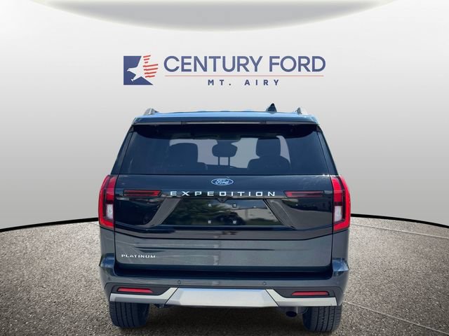 Certified 2025 Ford Expedition Platinum w/ Driver's Package AWD/4WD image 3
