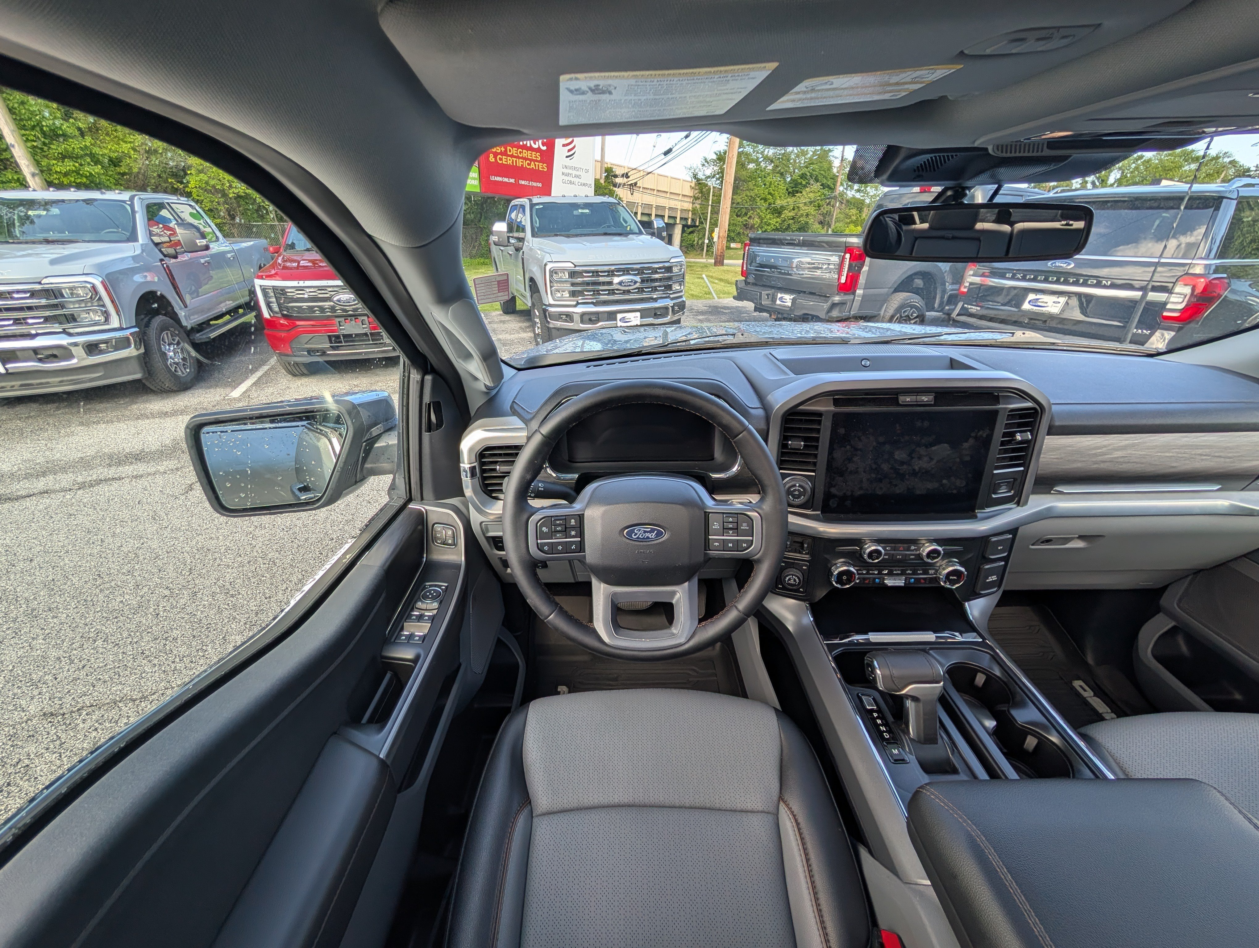 Certified 2025 Ford F150 Lariat w/ Equipment Group 501A Mid AWD/4WD image 18