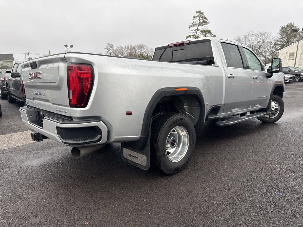 Used 2020 GMC Sierra 3500 Denali w/ Denali Ultimate Package image 3