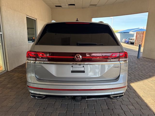 Used 2024 Volkswagen Atlas SEL Premium R-Line AWD/4WD image 3