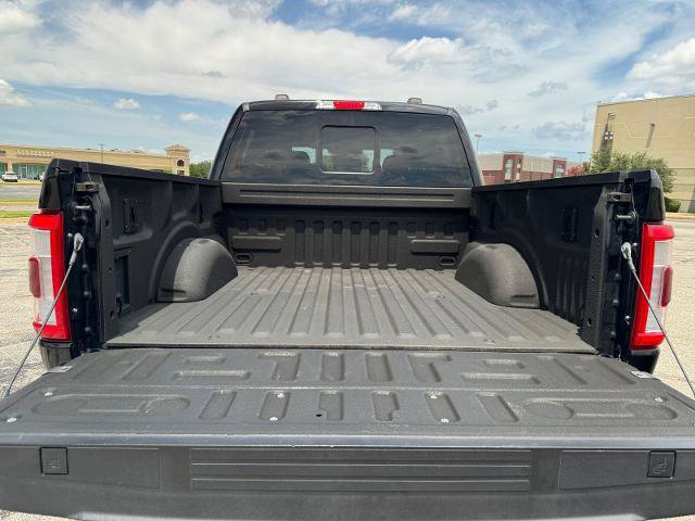 Certified 2021 Ford F150 Lariat w/ FX4 Off-Road Package AWD/4WD image 17