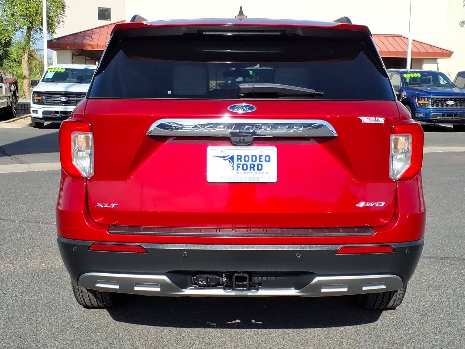 Certified 2023 Ford Explorer XLT w/ Equipment Group 202A AWD/4WD image 4