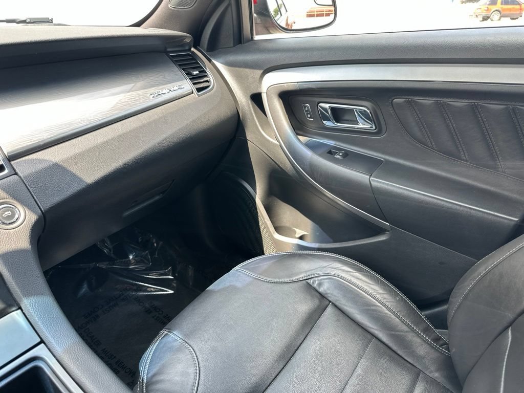 Certified 2018 Ford Taurus SEL w/ Equipment Group 201A FWD image 43