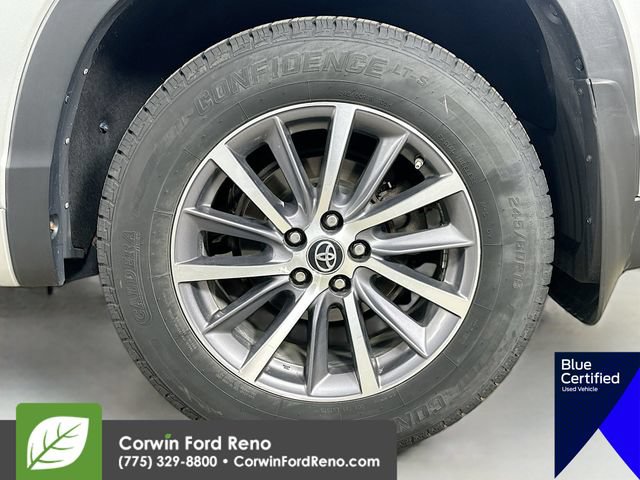 Used 2018 Toyota Highlander XLE AWD/4WD image 36