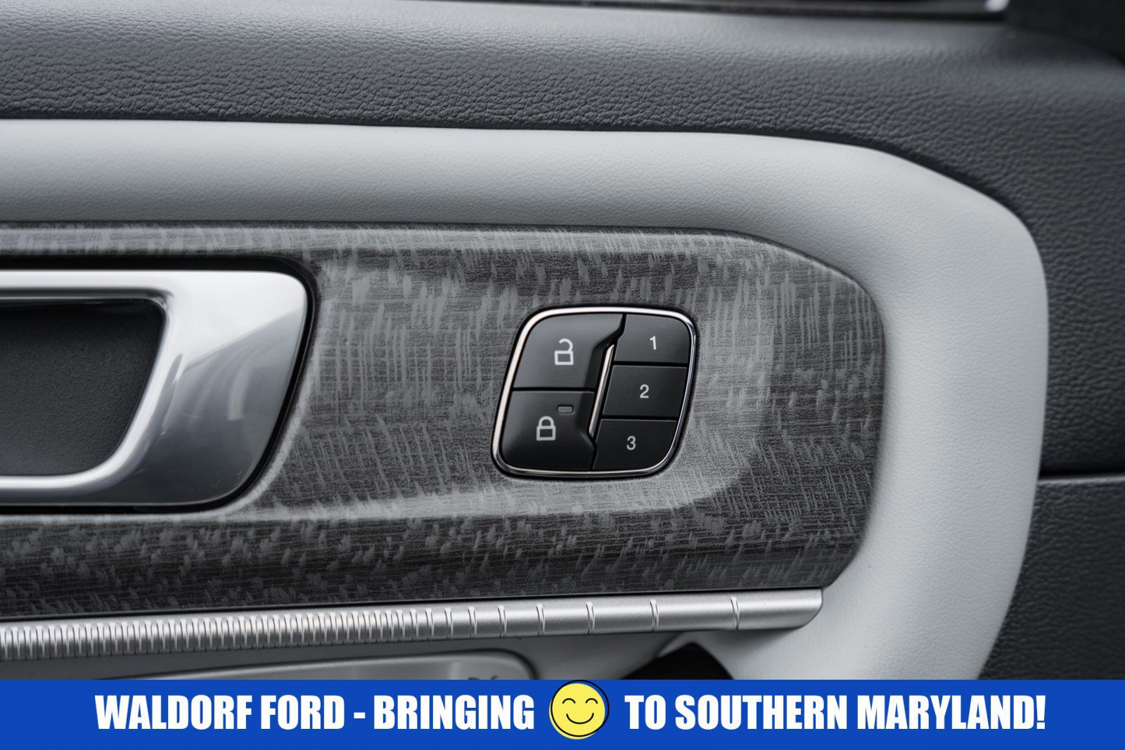 Certified 2025 Ford Explorer Platinum w/ Ultimate Package image 43