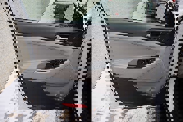 Used 2018 Hyundai Tucson Value w/ Cargo Package image 23