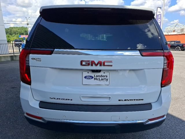 Used 2026 GMC Yukon Elevation w/ Elevation Premium Package AWD/4WD image 4