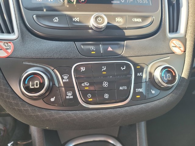 Used 2025 Chevrolet Malibu LT FWD image 24