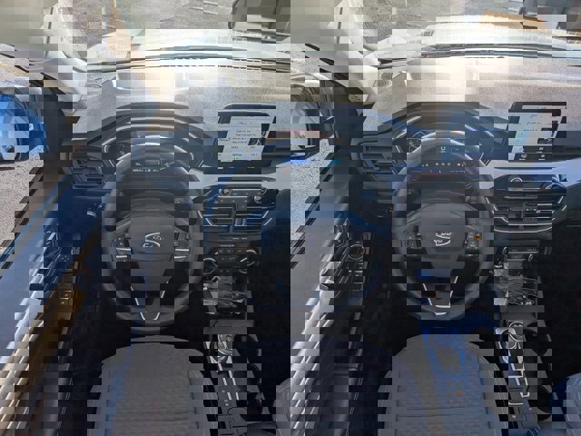 Certified 2022 Ford Escape SE image 28