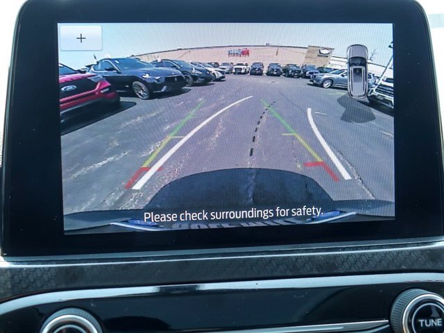 Certified 2022 Ford Escape SEL w/ SEL Stealth AWD Package image 21