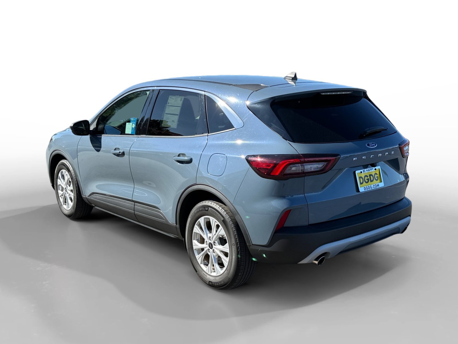 Certified 2023 Ford Escape Active FWD image 3