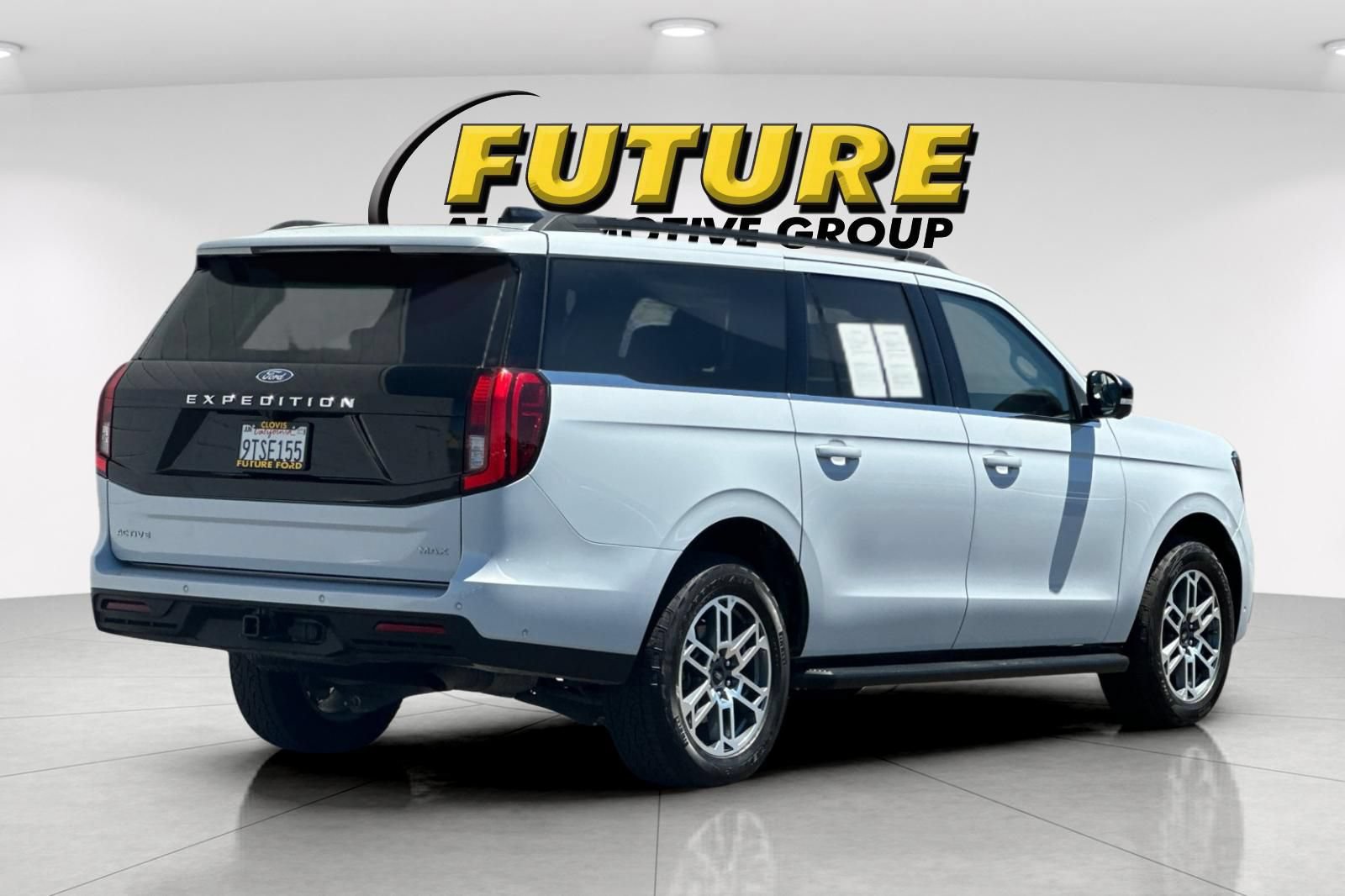 Certified 2025 Ford Expedition Max Active AWD/4WD image 3
