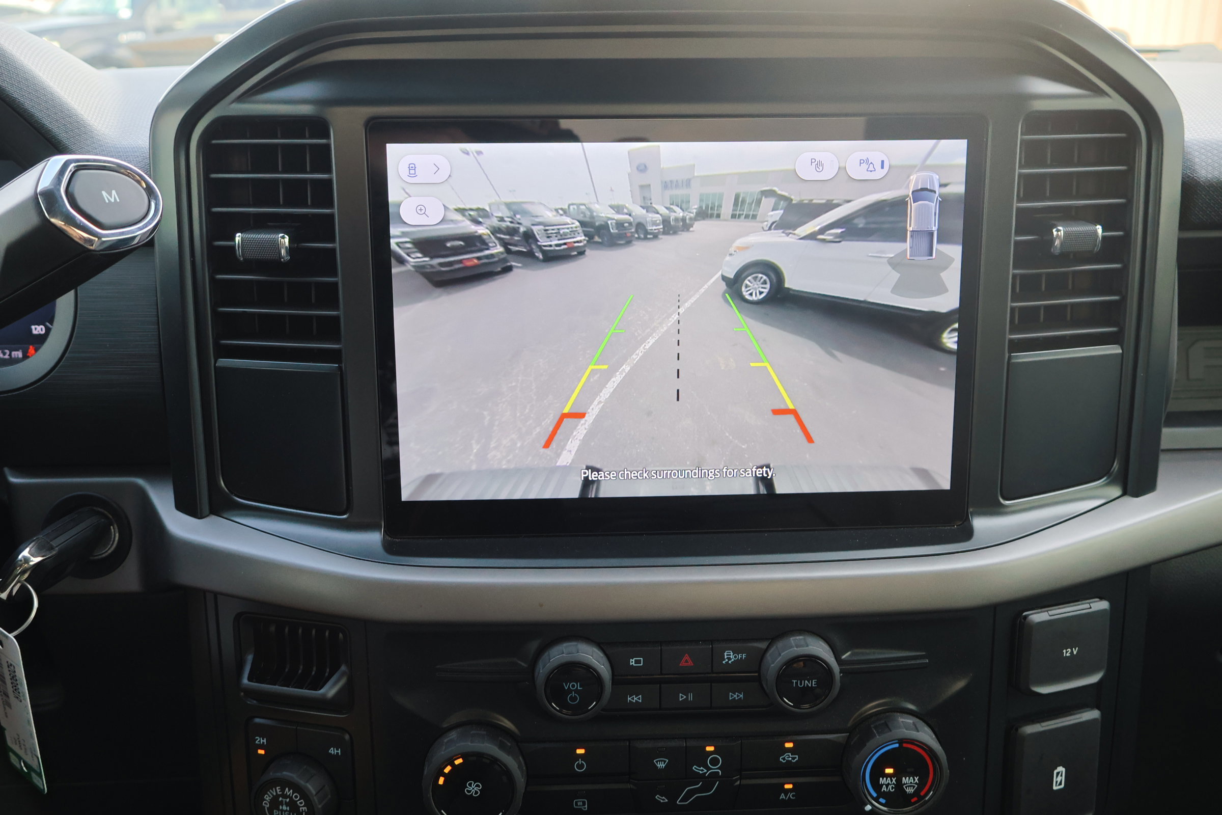 Certified 2025 Ford F150 XL image 21