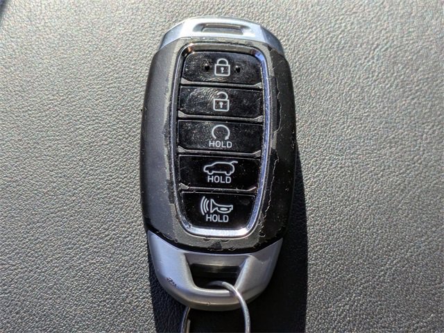 Used 2022 Hyundai Palisade Limited w/ Winter Package image 30