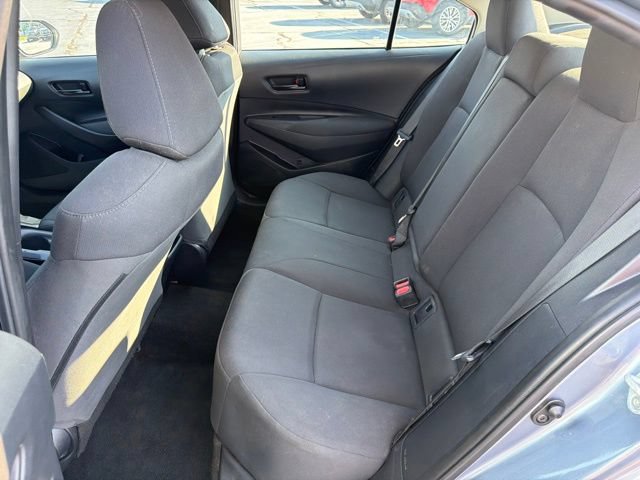 Used 2022 Toyota Corolla LE FWD image 18