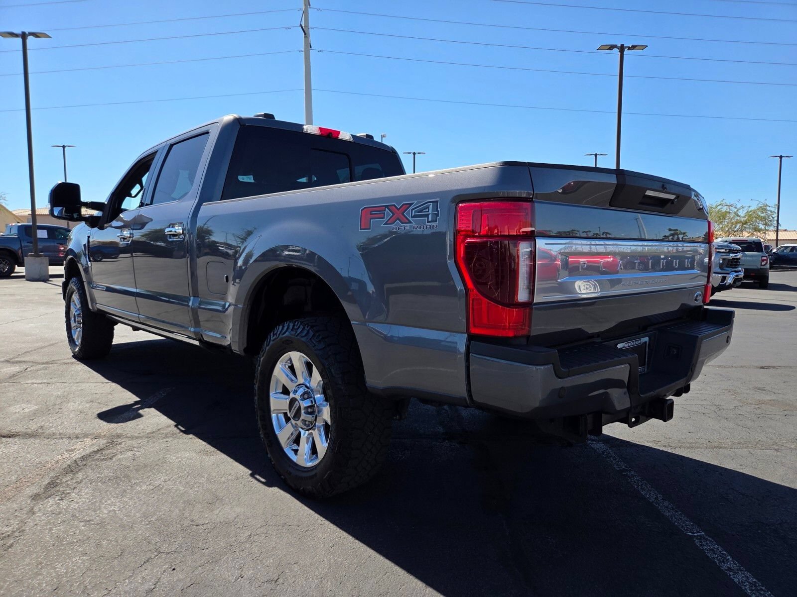 Certified 2021 Ford F250 Platinum w/ FX4 Off-Road Package AWD/4WD image 4