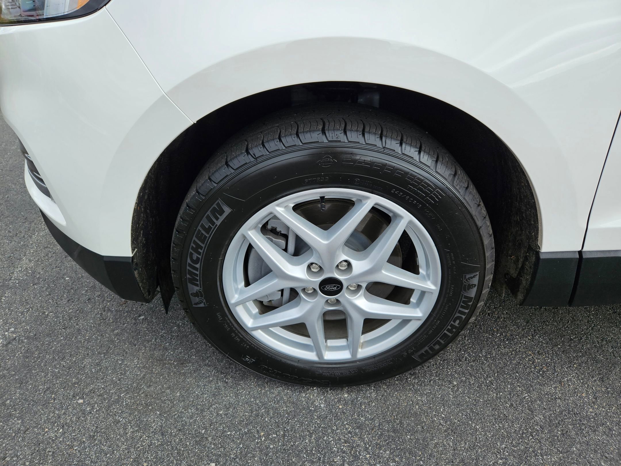 Certified 2023 Ford Edge SEL w/ Convenience Package image 26