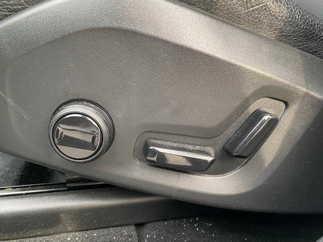 Used 2021 Volvo XC60 T5 Momentum w/ Protection Package Premier image 15